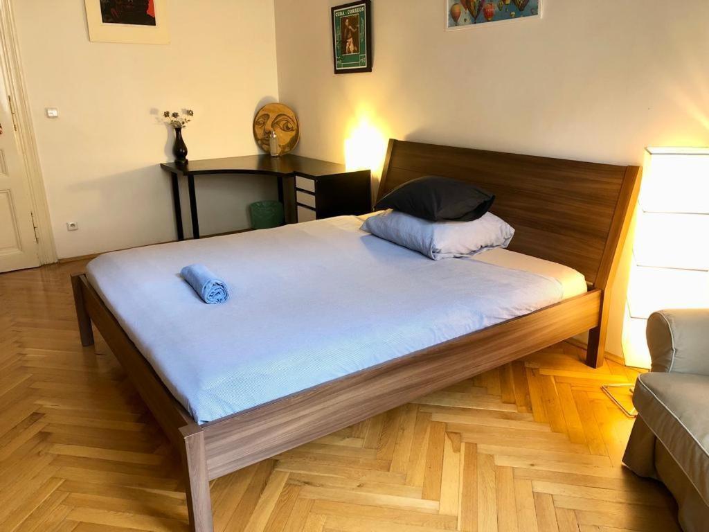 Séjour chez l'habitant Chez Jitka Et Gautier - A Great Alternative To A *